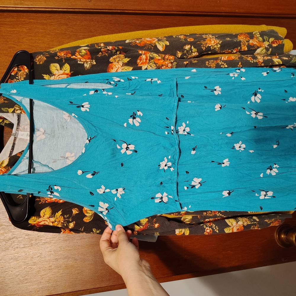 Latched Mama Teal Floral Women's Top